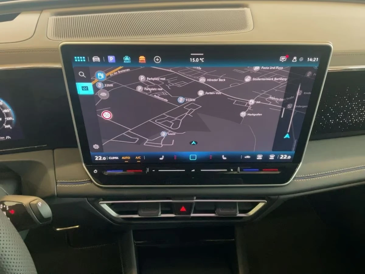 VW Tiguan 2.0 TDI 4-MOTION R-LINE IQ-MATRIX 360 HEAD-UP, снимка 6 - Автомобили и джипове - 54487984
