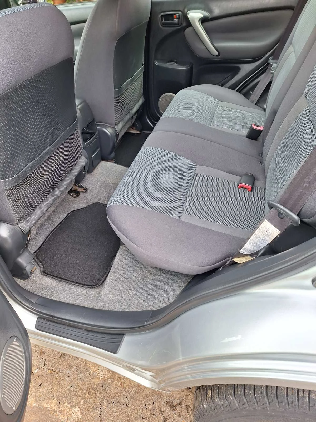 Toyota Rav4, снимка 5 - Автомобили и джипове - 54540870