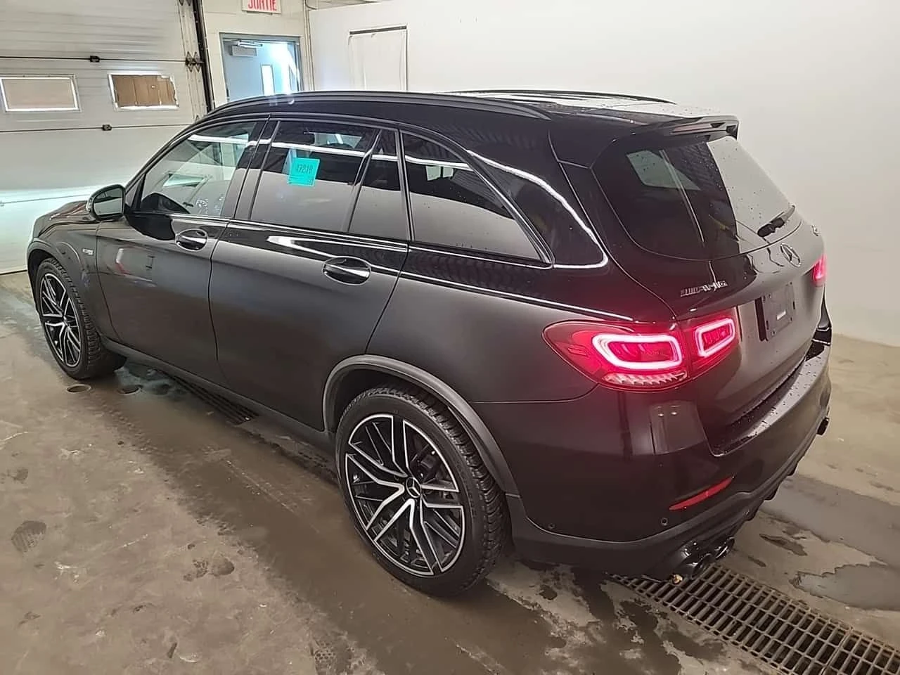 Mercedes-Benz GLC 43 AMG ПОДГРЕВИ * ПАНО * KEYLESS * CARFAX, снимка 4 - Автомобили и джипове - 54497139