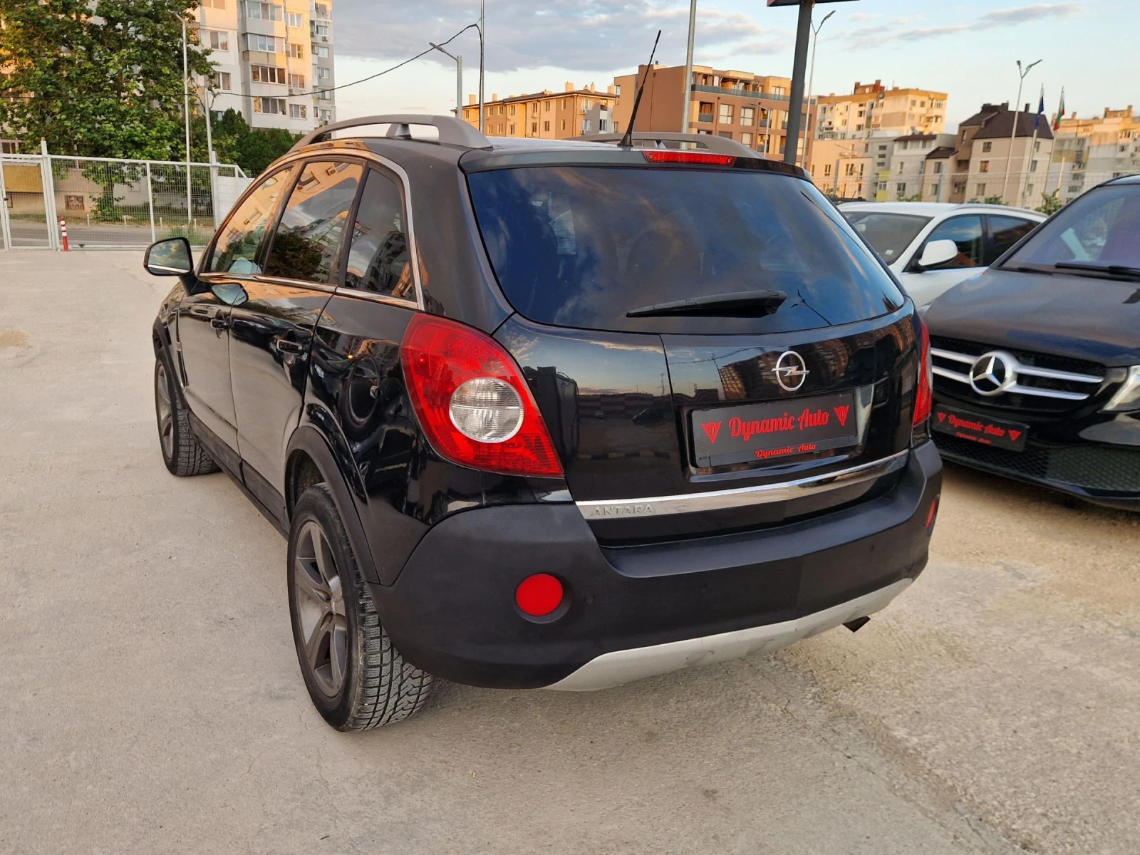 Opel Antara Бензин - Газ / Регистриран / Бартер / Лизинг / , снимка 4 - Автомобили и джипове - 55206385