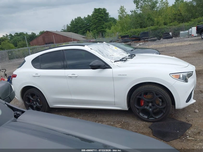 Alfa Romeo Stelvio 2.0l Veloce Awd, снимка 13 - Автомобили и джипове - 55591572
