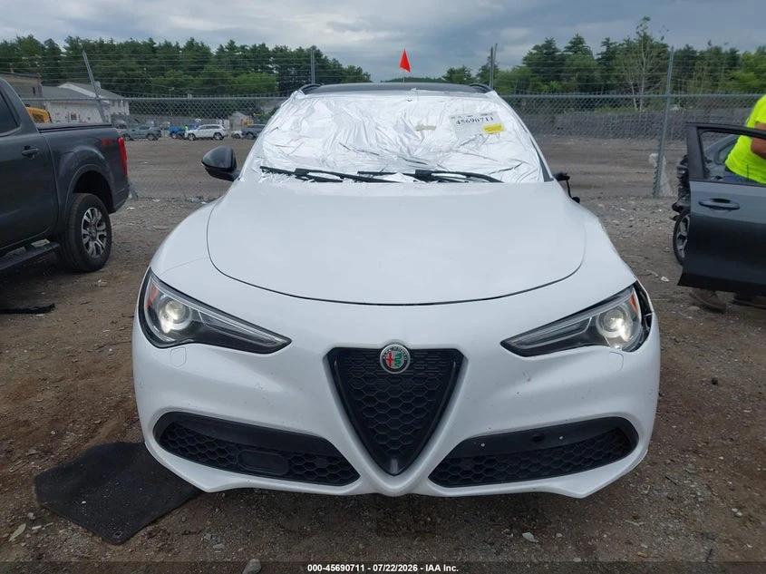 Alfa Romeo Stelvio 2.0l Veloce Awd, снимка 12 - Автомобили и джипове - 55591572