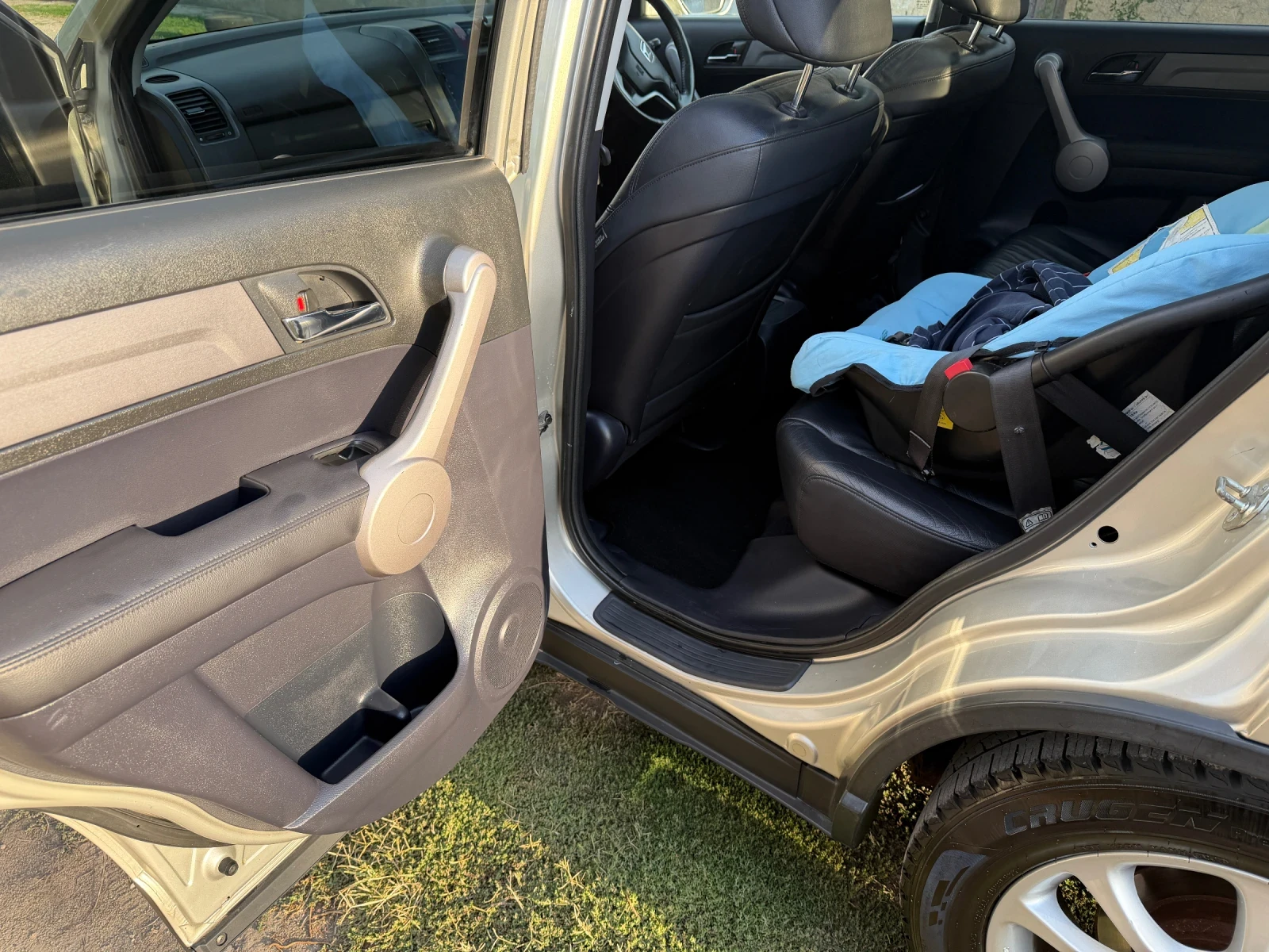 Honda Cr-v executive, снимка 7 - Автомобили и джипове - 56259626