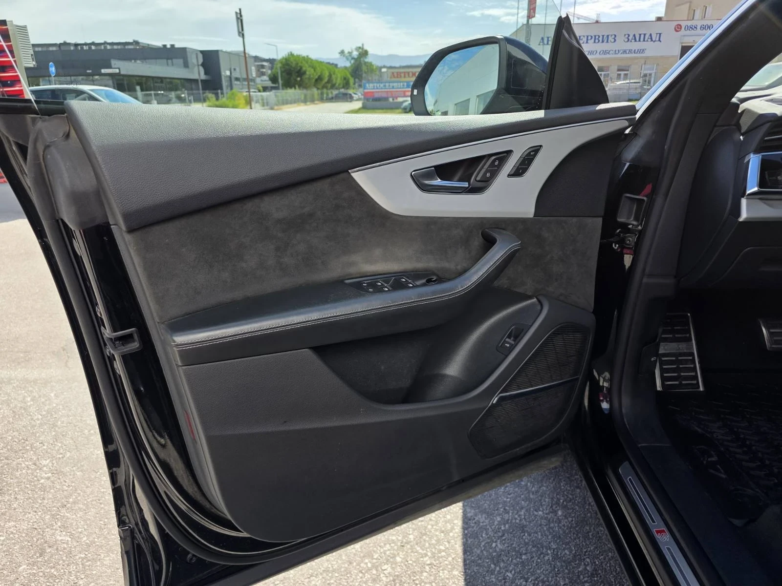 Audi Q8, снимка 17 - Автомобили и джипове - 56424069