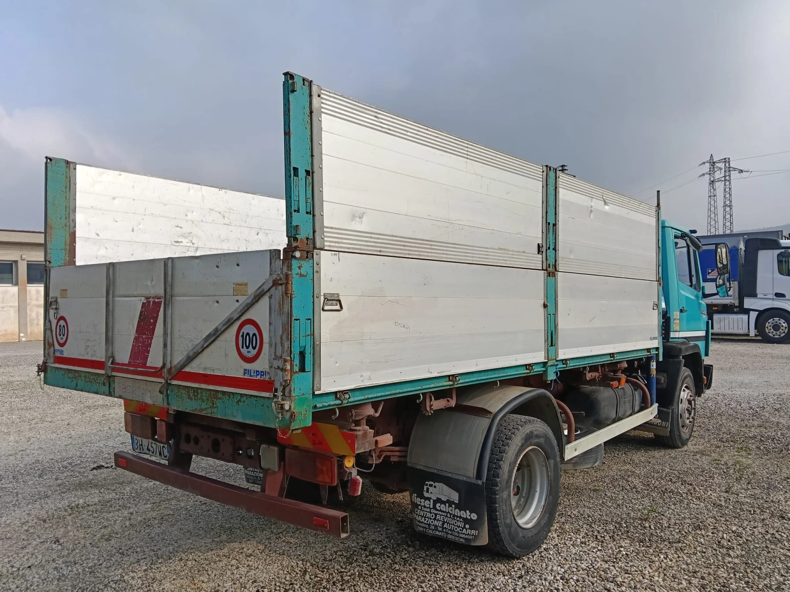 Mercedes-Benz 1320 Тристранен самосвал + Кран Ferrari, снимка 6 - Камиони - 53966448