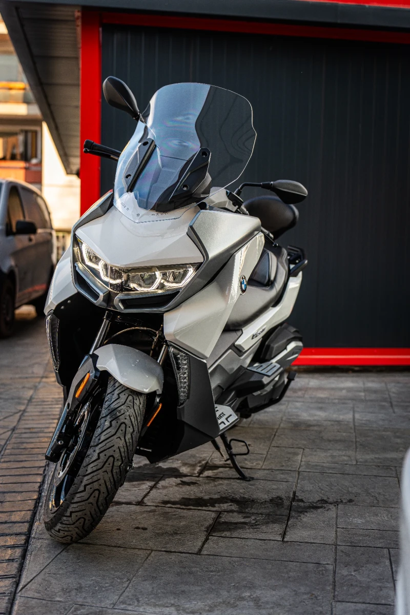 BMW C 400 GT* * ПОРЪЧКОВ* * ЧИСТО НОВ* * 4000 км* * , снимка 13 - Мотоциклети и мототехника - 52170237