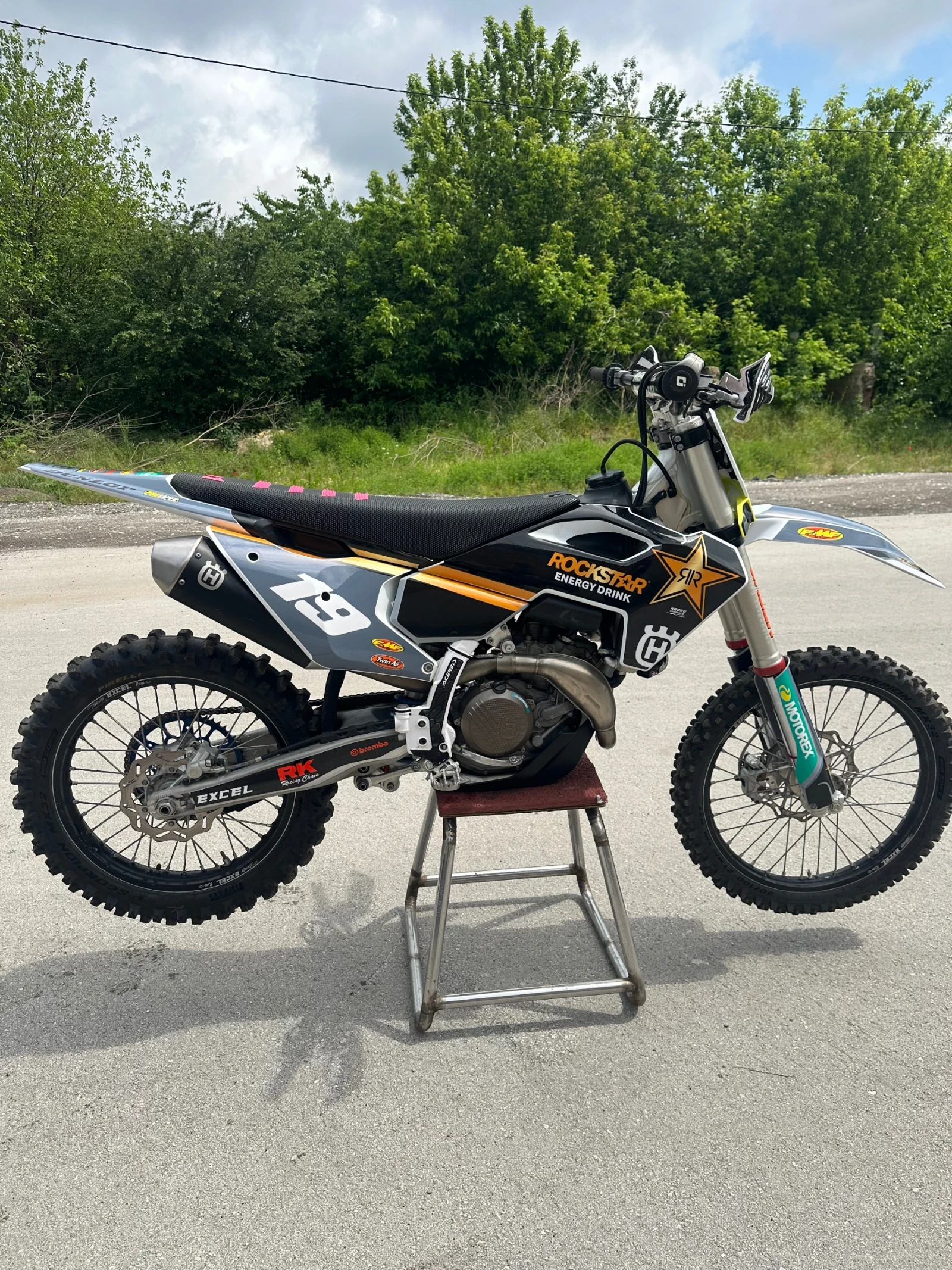 Husqvarna FC  factory edition