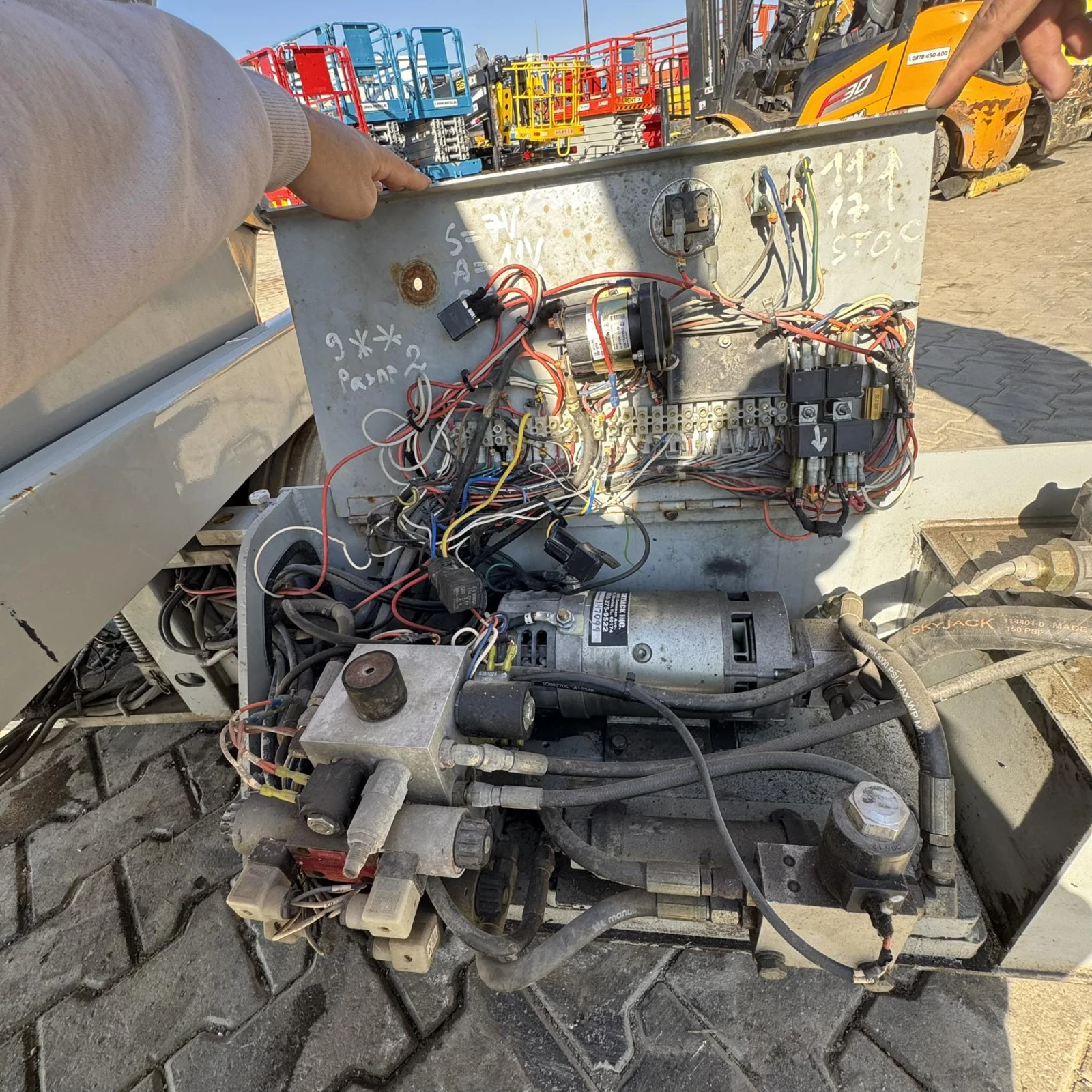 ��������� Skyjack SJ3226 | Mobile.bg � ����������� 17