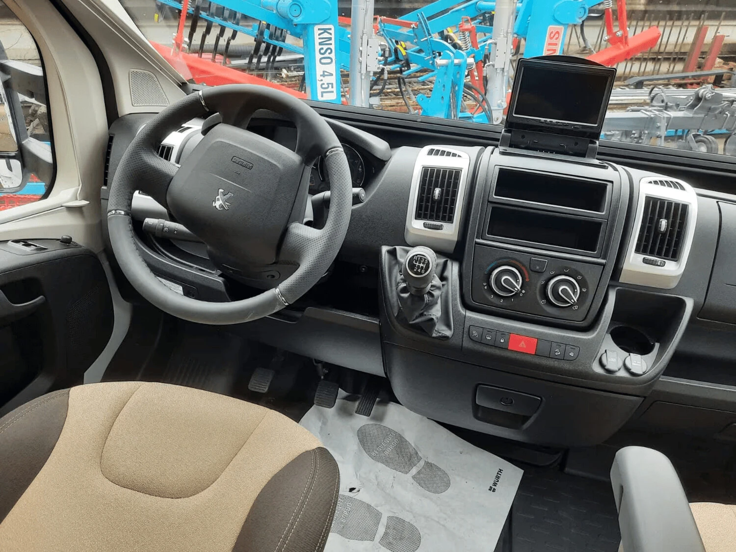 Кемпер Giottiline Siena 385 Peugeot - изображение 3