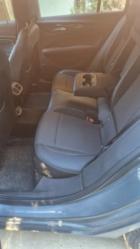 Opel Insignia Седан, снимка 5