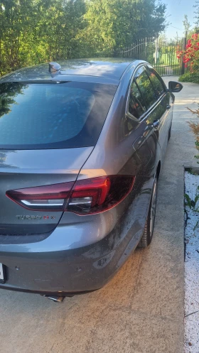 Opel Insignia Седан, снимка 3