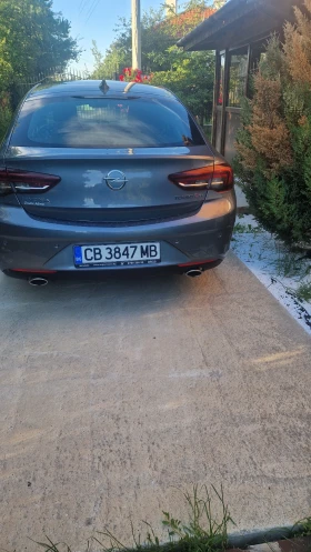 Opel Insignia Седан, снимка 2