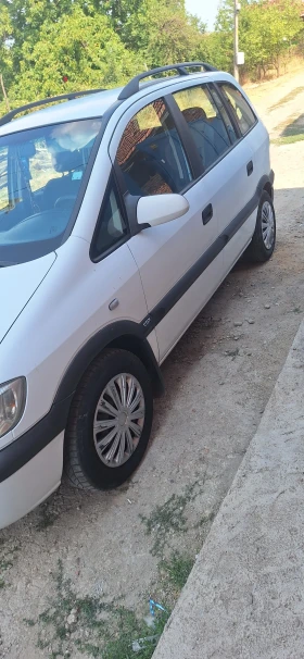 Opel Zafira, снимка 2