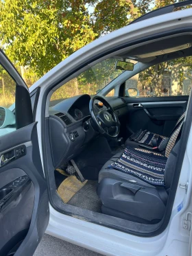 Обява за продажба на VW Touran ~4 600 лв. - изображение 4 | Auto.bg Обява за продажба на VW Touran ~4 600 лв. - изображение 4