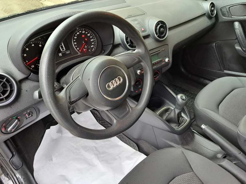 Audi A1 1.2 TFSI , снимка 11 - Автомобили и джипове - 49187940