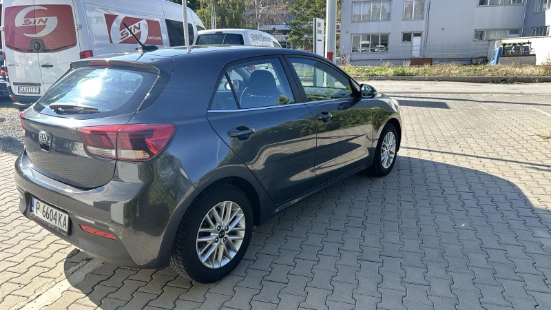 Kia Rio 1.2, снимка 3 - Автомобили и джипове - 47494768