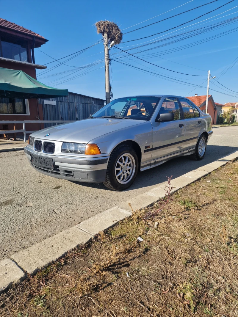 BMW 318, снимка 2 - Автомобили и джипове - 48310569