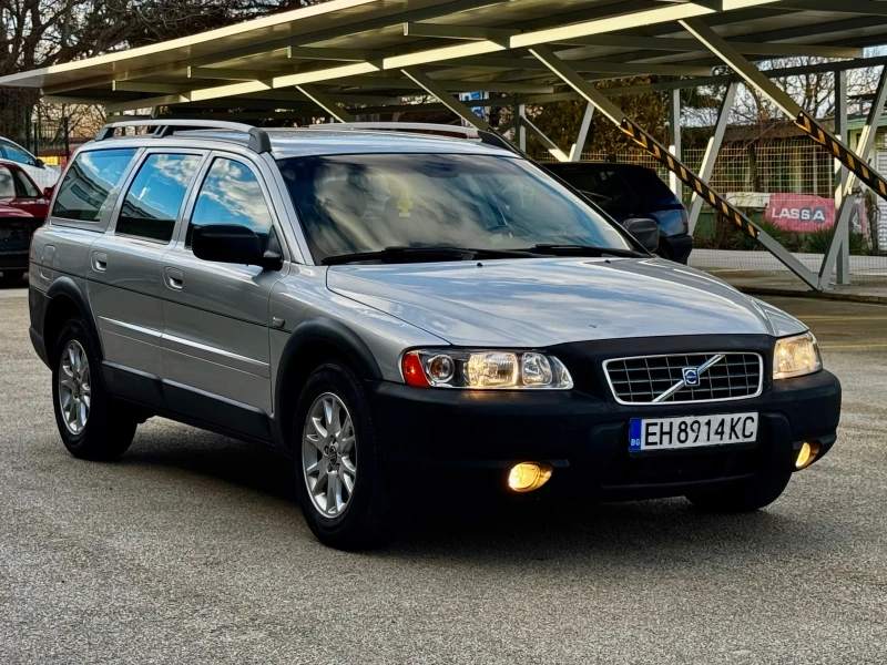 Volvo Xc70 2.4 D5, снимка 1 - Автомобили и джипове - 48631819