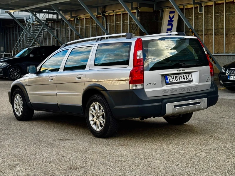 Volvo Xc70 2.4 D5, снимка 4 - Автомобили и джипове - 48631819