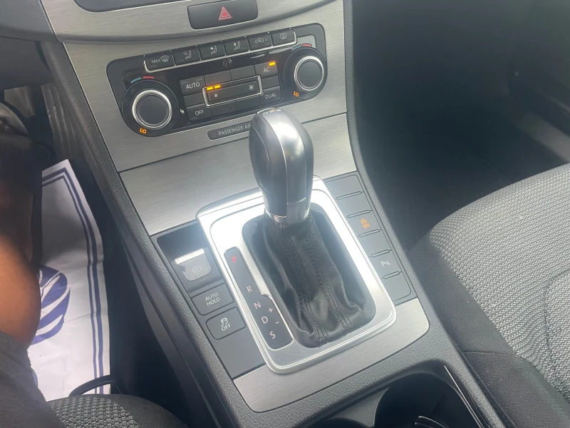 VW Passat 2.0TDI HIGHLINE DSG EURO5 140КС, снимка 10 - Автомобили и джипове - 51351056