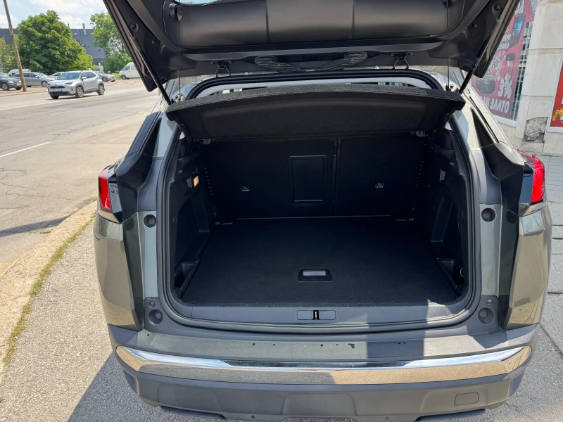 Peugeot 3008 1.5 BlueHDI TOP, снимка 10 - Автомобили и джипове - 52371075