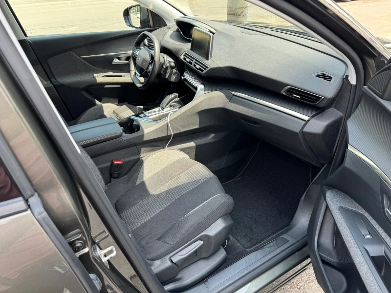 Peugeot 3008 1.5 BlueHDI TOP, снимка 5 - Автомобили и джипове - 52371075