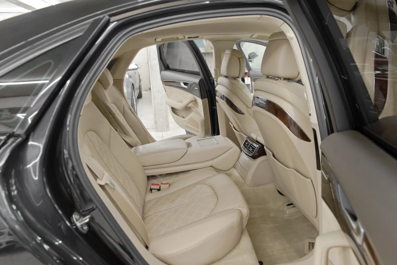 Audi A8 4.2TDI V8 , снимка 15 - Автомобили и джипове - 51583936