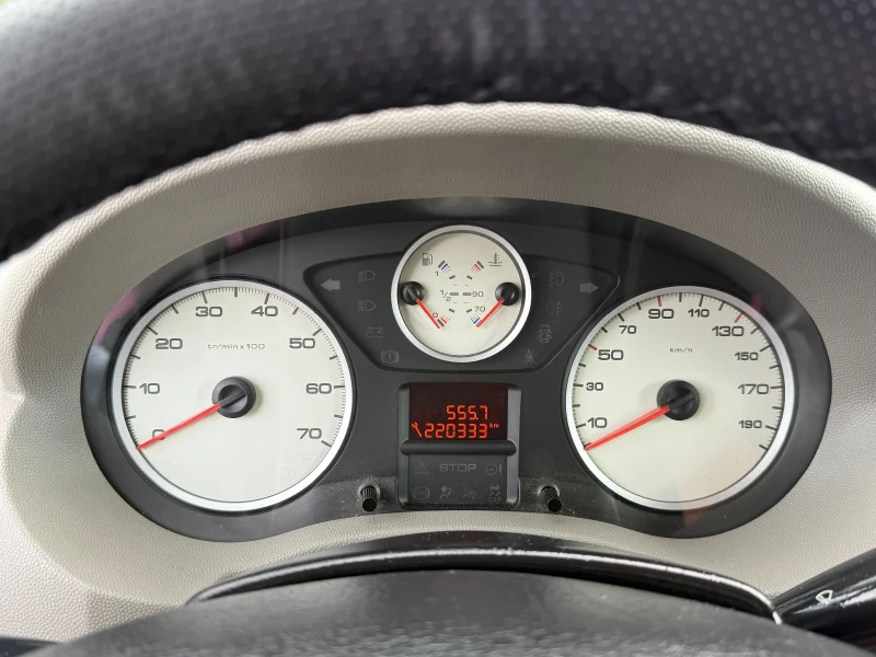 Peugeot Expert 1.6HDI, снимка 12 - Автомобили и джипове - 52489408