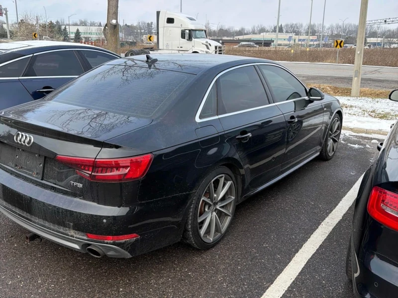 Audi A4 * ultra Premium Plus * CARFAX * БЕЗ ПЪРВОНАЧАЛНА В, снимка 3 - Автомобили и джипове - 52918947