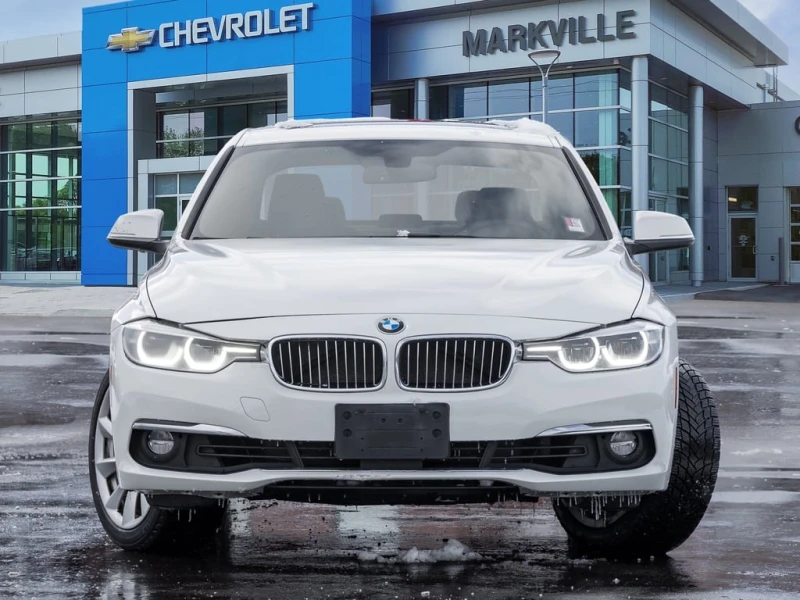 BMW 330 * 330i xDrive * CARFAX * ЦЕНА ДО БГ, снимка 2 - Автомобили и джипове - 52999653