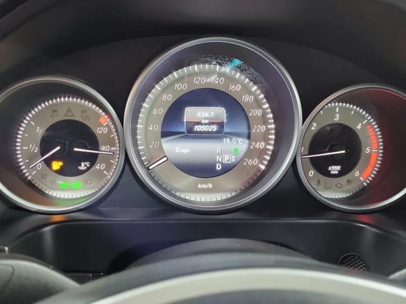 Mercedes-Benz E 250 * BLUETEC * CARFAX * ЦЕНА ДО БГ, снимка 10 - Автомобили и джипове - 53042313
