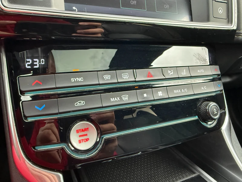 Jaguar XE R-SPORT, снимка 15 - Автомобили и джипове - 53048480