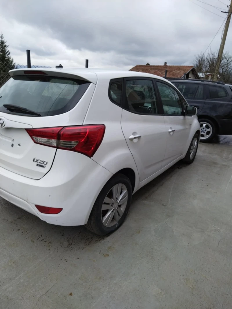 Hyundai Ix20 1.4 дизел, снимка 3 - Автомобили и джипове - 53425218
