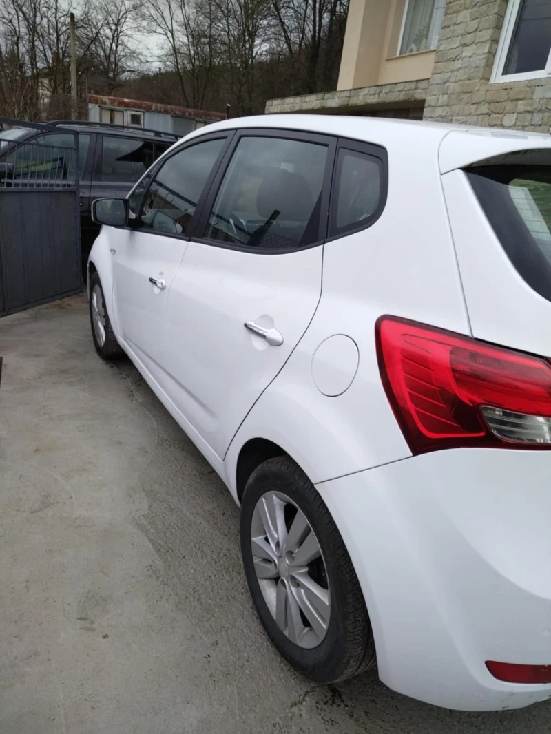 Hyundai Ix20 1.4 дизел, снимка 4 - Автомобили и джипове - 53425218