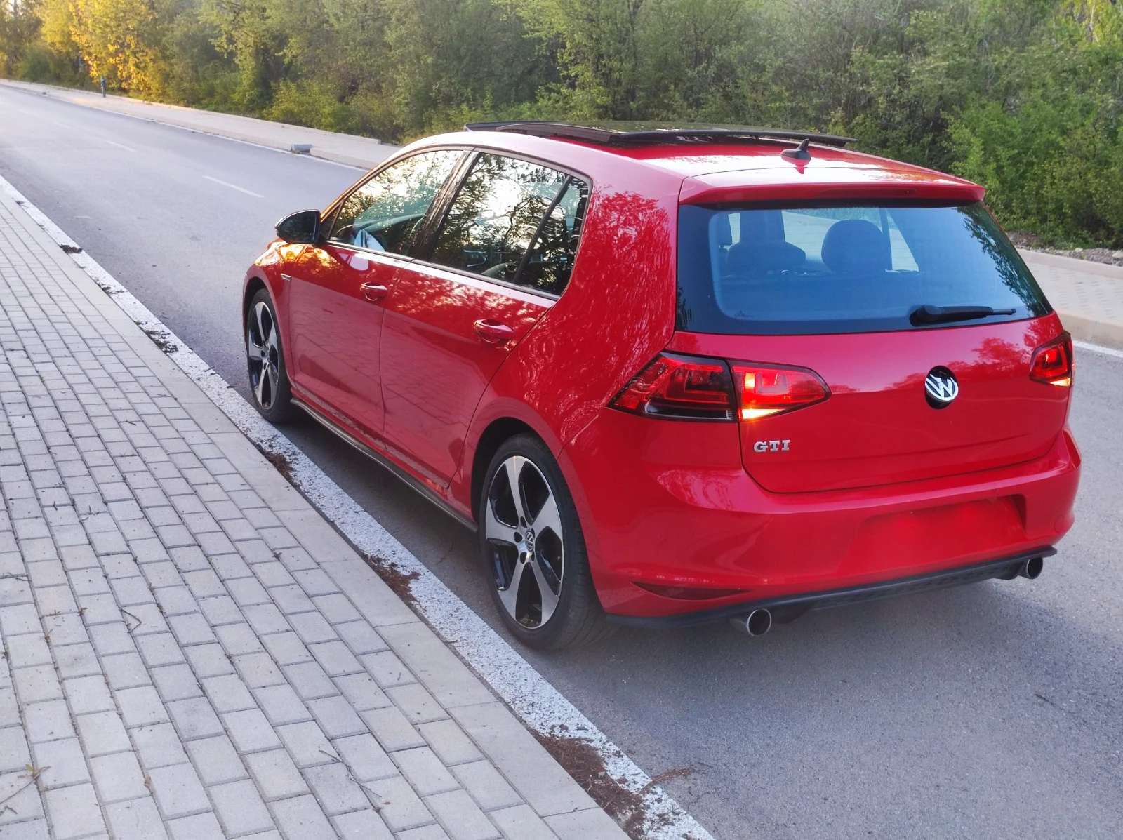 VW Golf GTI - изображение 7