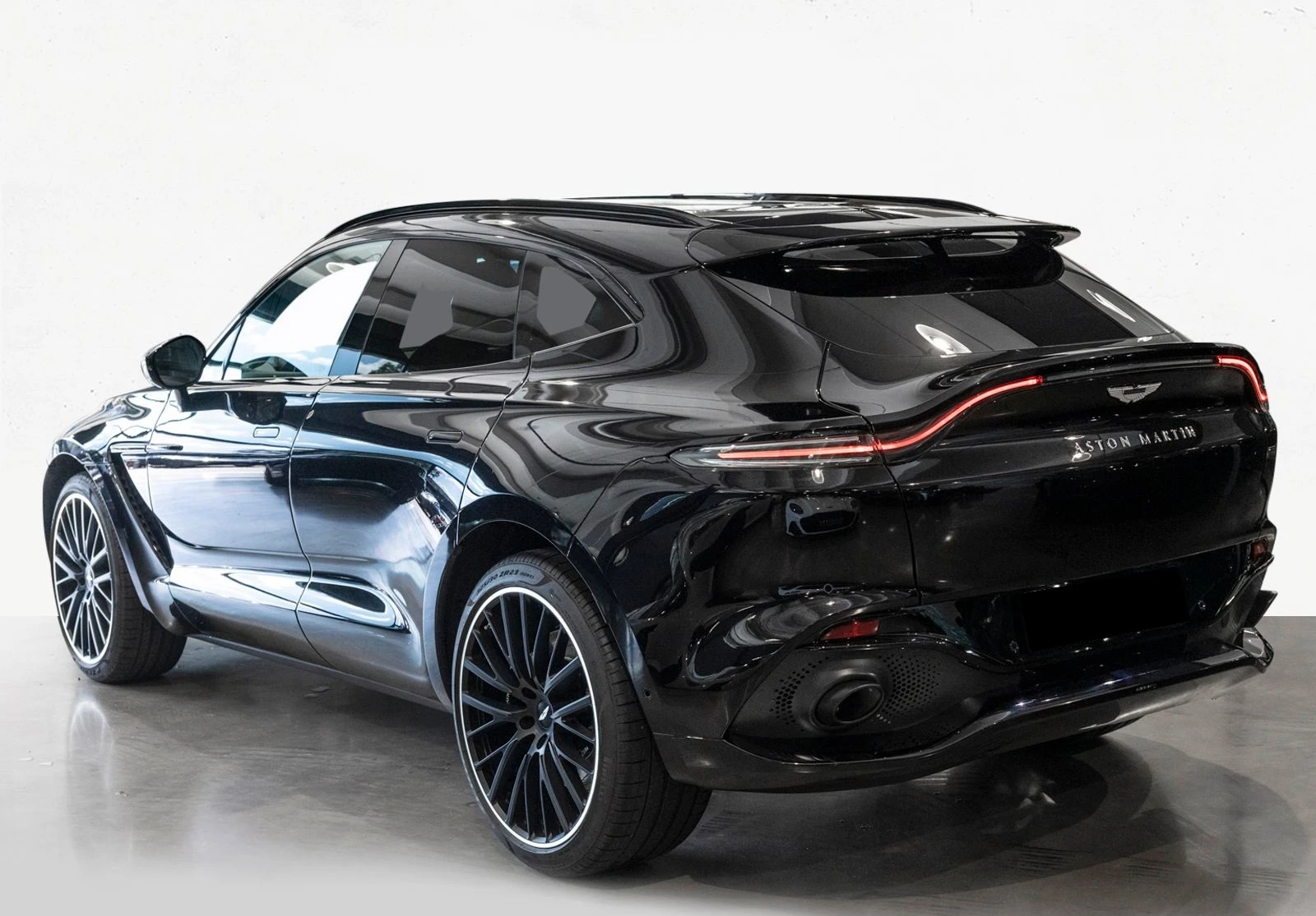 Aston martin DBX = Sport Package= Panorama Гаранция - изображение 2