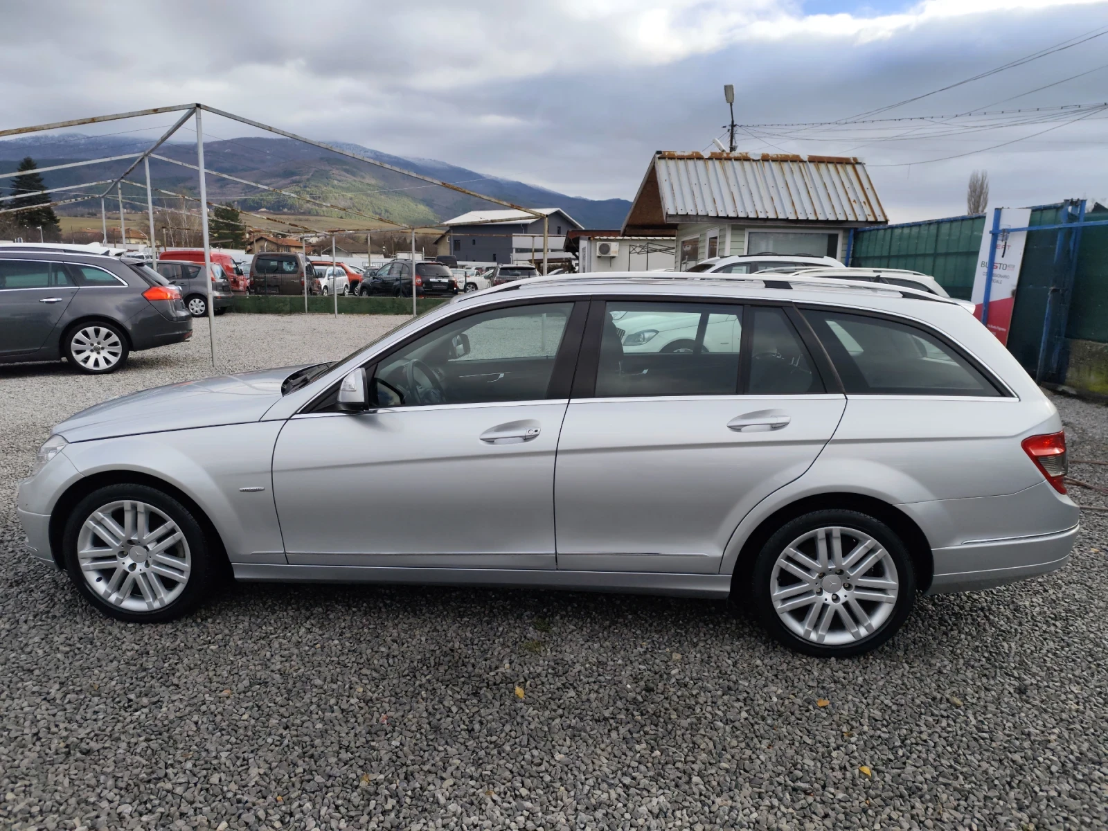 Mercedes-Benz C 220 2.2 - изображение 6