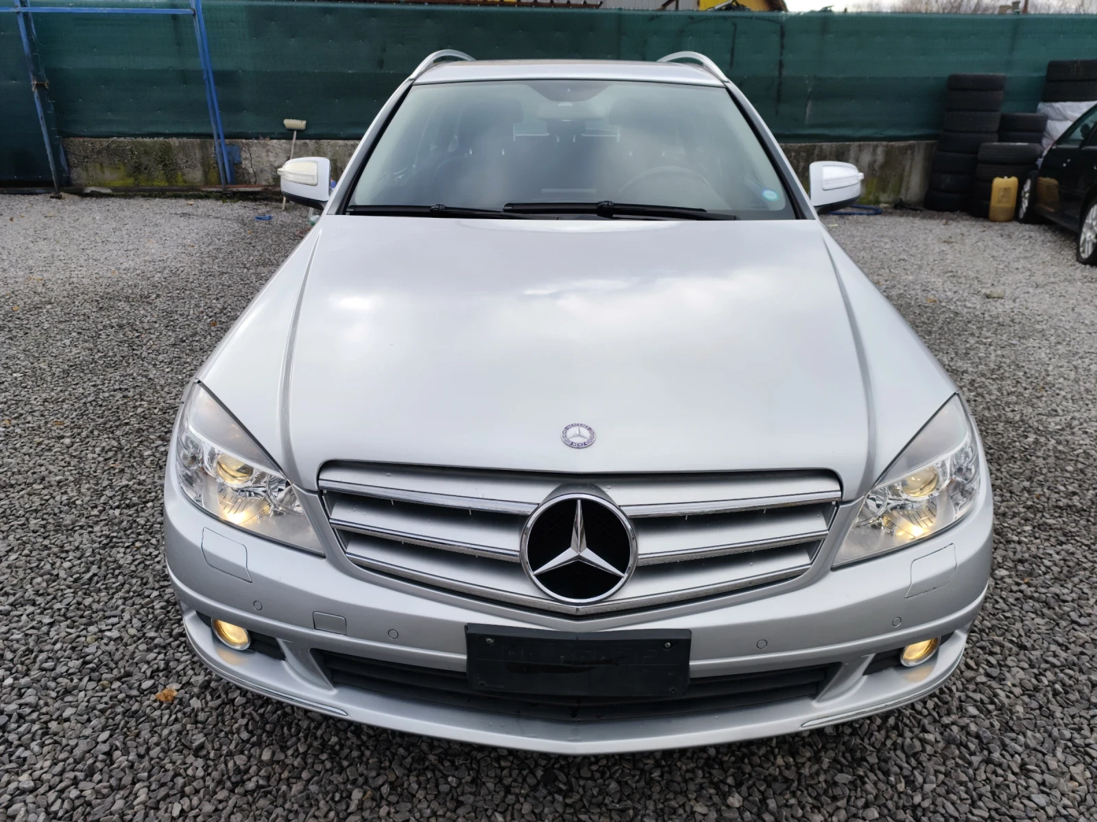 Mercedes-Benz C 220 2.2 - изображение 2