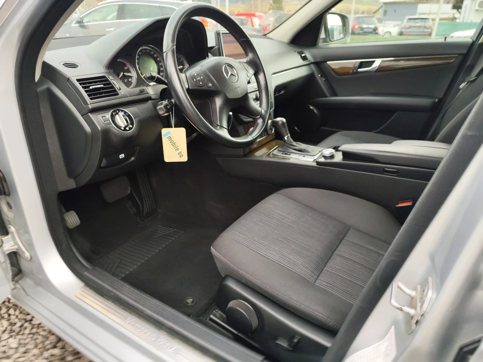 Mercedes-Benz C 220 2.2 - изображение 10