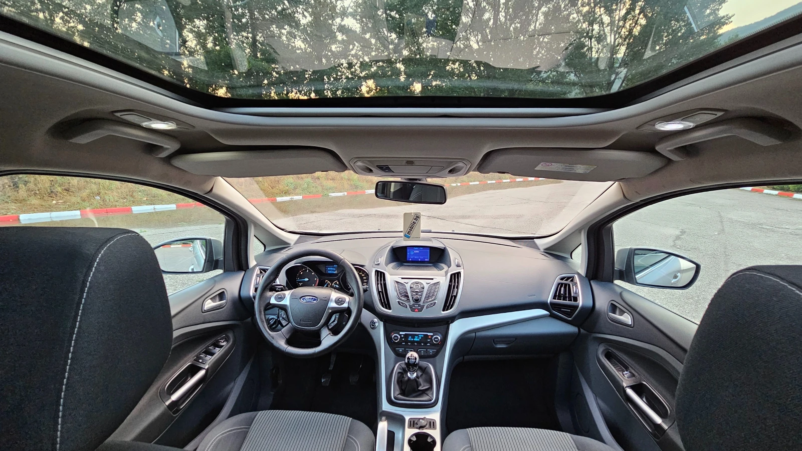 Ford C-max 1.6 Hdi Klimatron/Panorama/Avto parkirane - изображение 9