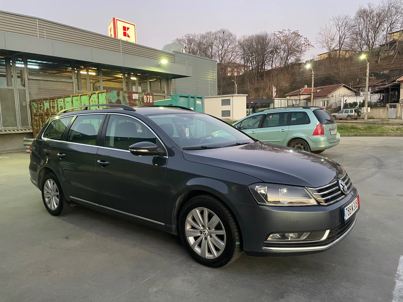 VW Passat 2.0TDI HIGHLINE DSG EURO5 140�� | Mobile.bg � ����������� 3