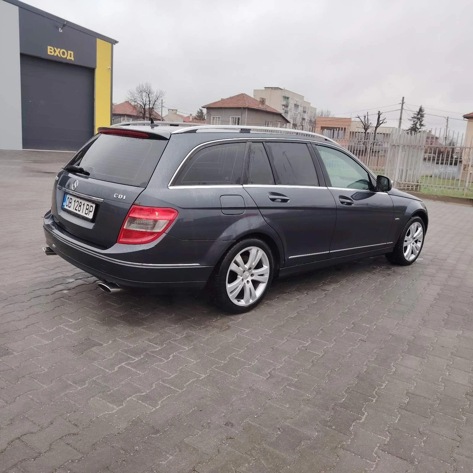Mercedes-Benz C 320 CDI - изображение 4