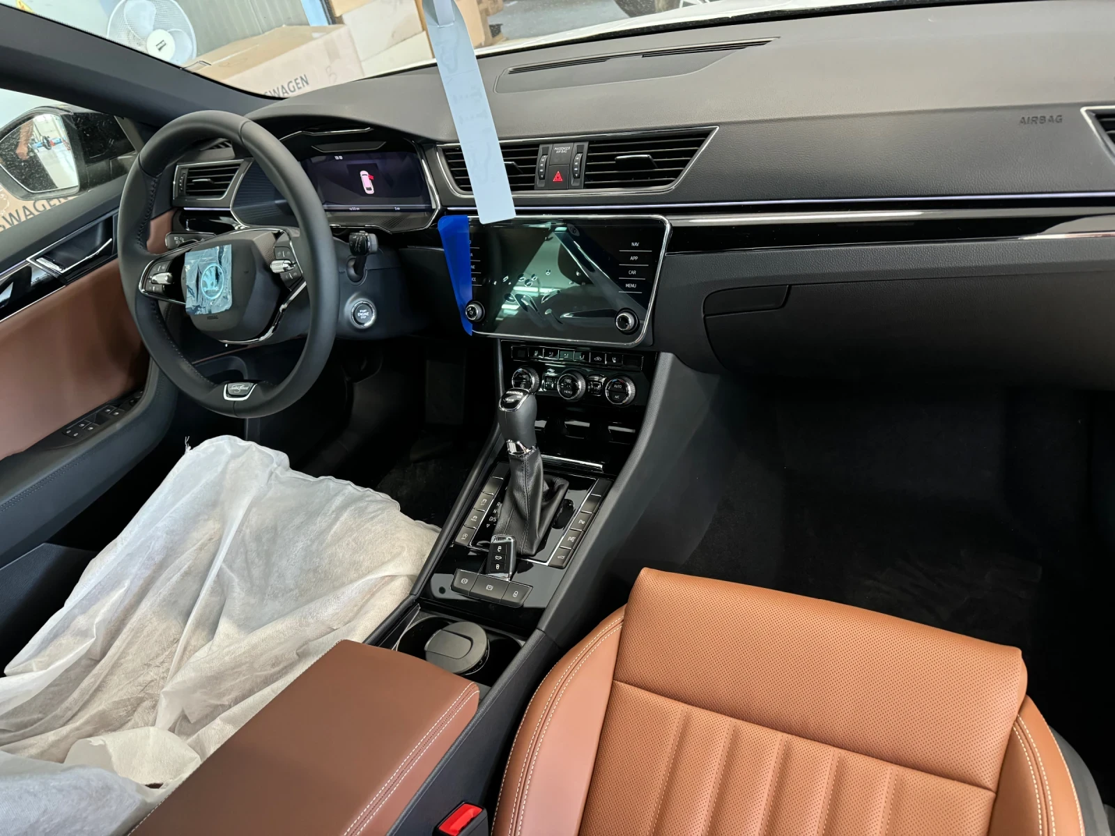 Skoda Superb L&K, снимка 14 - Автомобили и джипове - 53638897