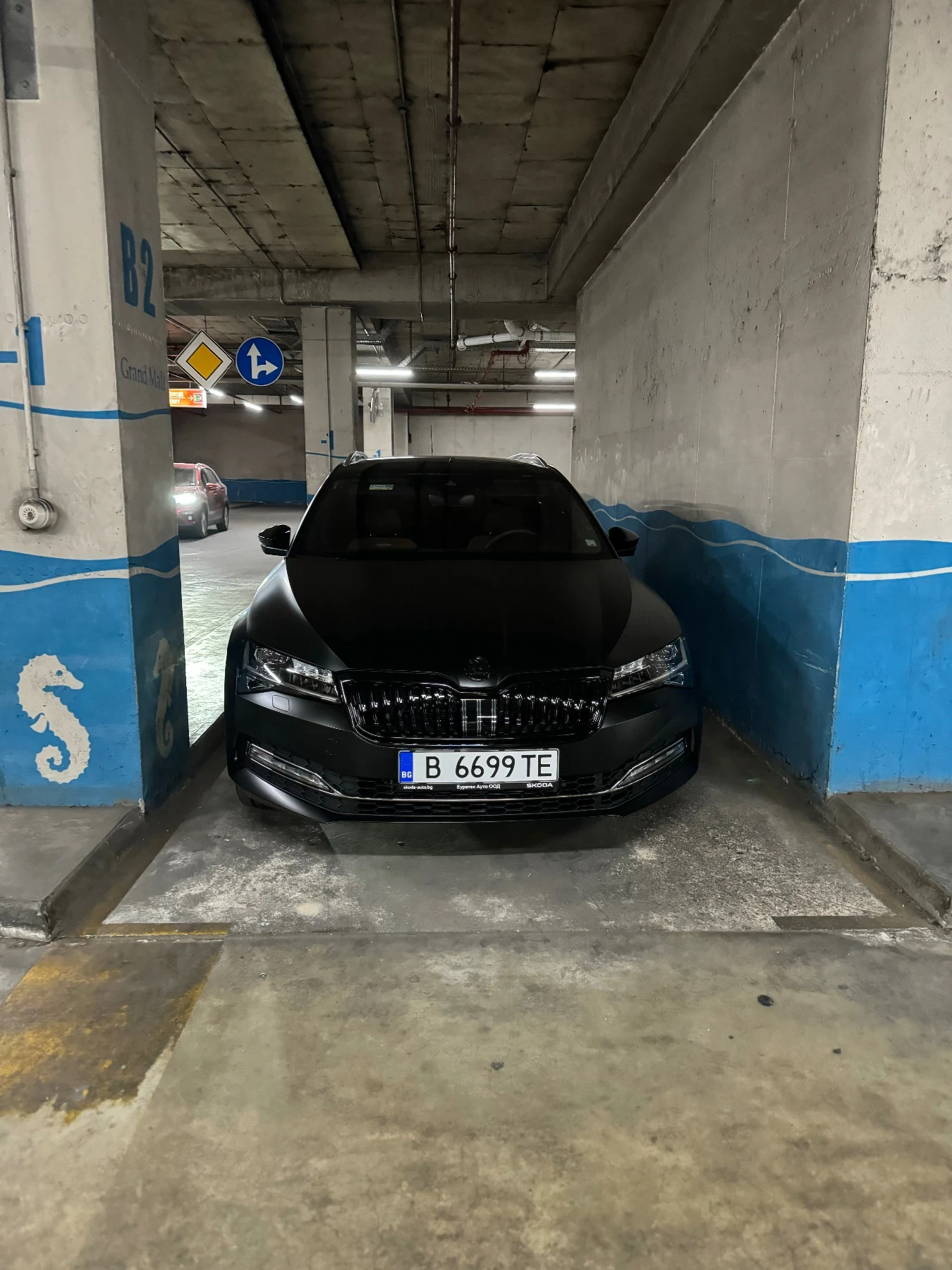 Skoda Superb L&K, снимка 7 - Автомобили и джипове - 53638897