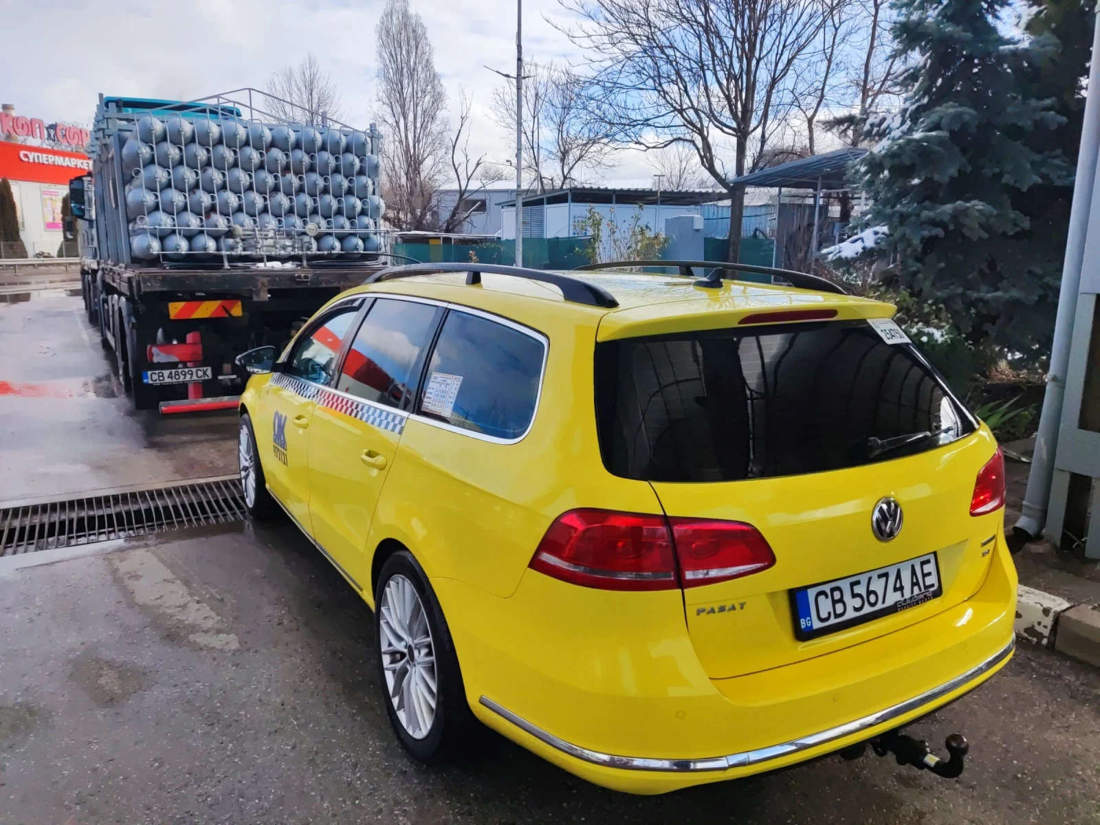 VW Passat B7, снимка 4 - Автомобили и джипове - 53726621