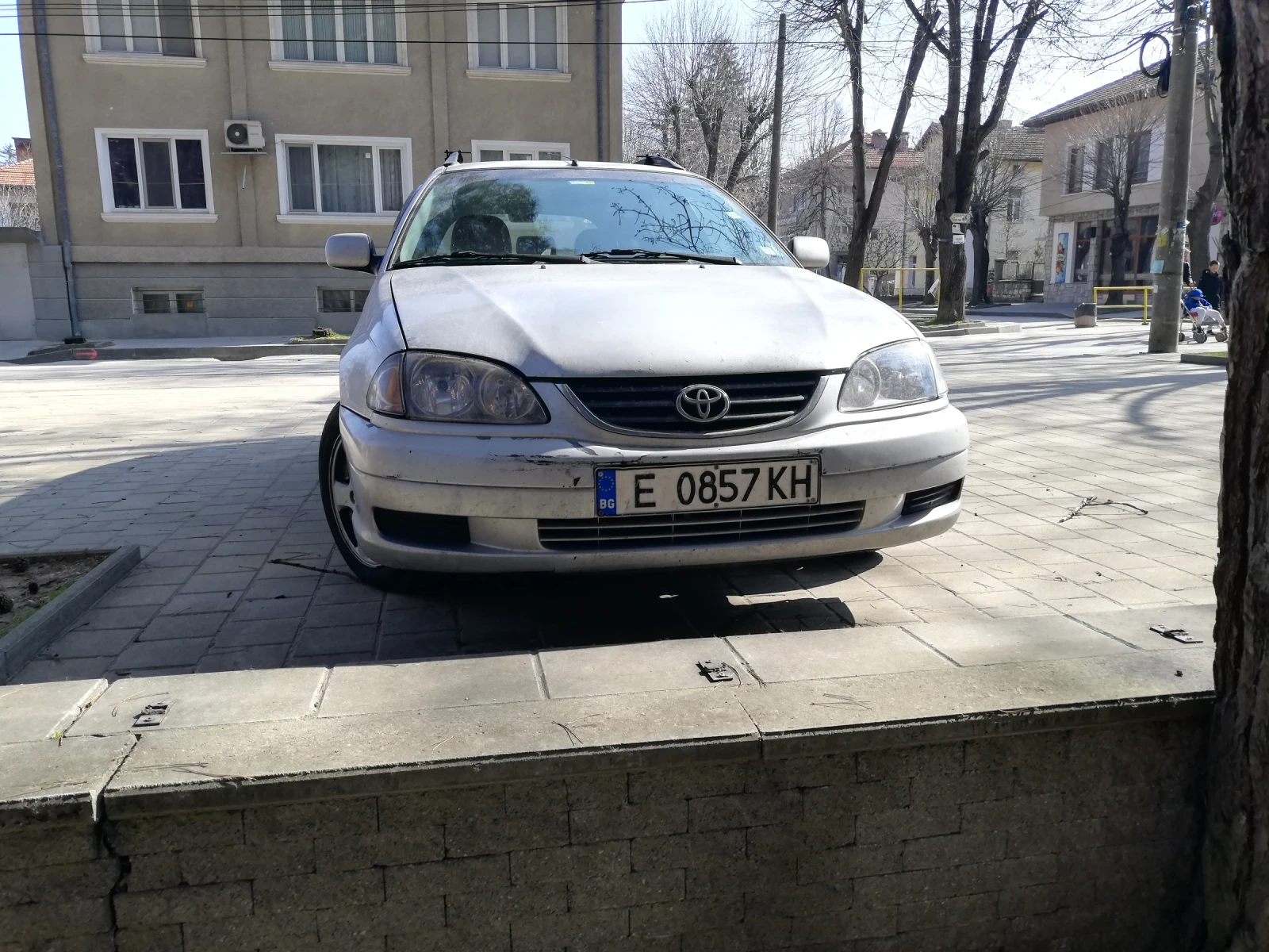 Toyota Avensis 1.6 , снимка 3 - Автомобили и джипове - 53753753