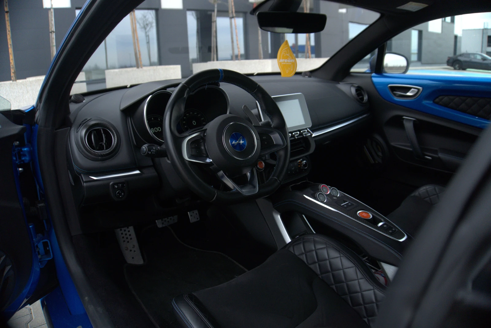 Renault Alpine A110, снимка 8 - Автомобили и джипове - 53913455