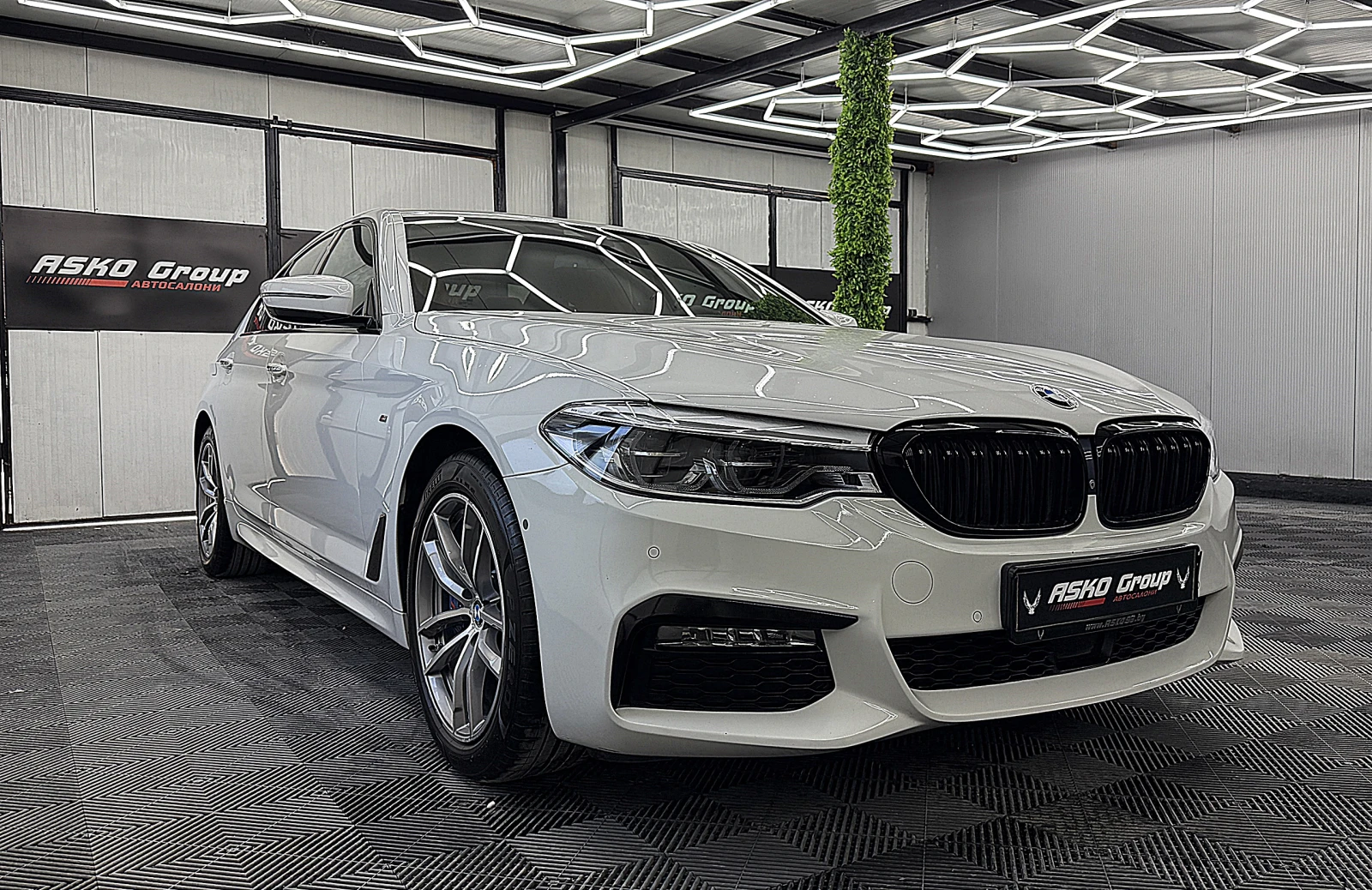 BMW 530 M-PAKET/Xdrive/������� ��������� �������� ������ | Mobile.bg � ����������� 3