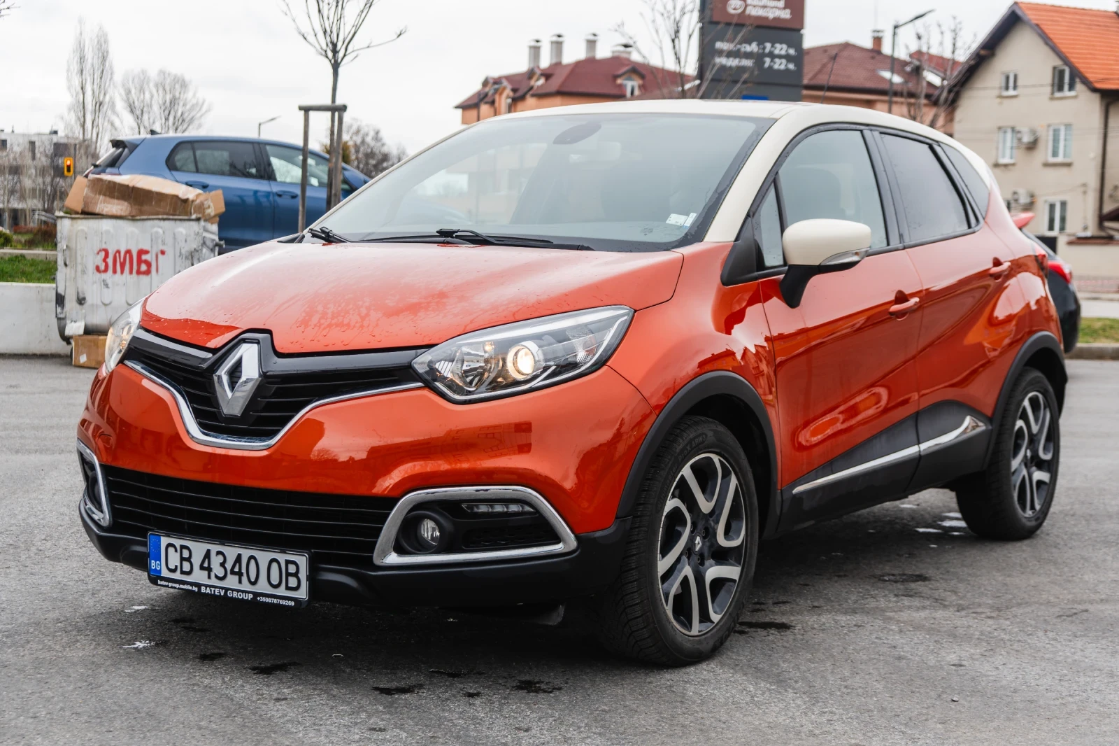 Renault Captur 113000 км. БЕНЗИН АВТОМАТИК ШВЕЙЦАРИЯ Нова кола.