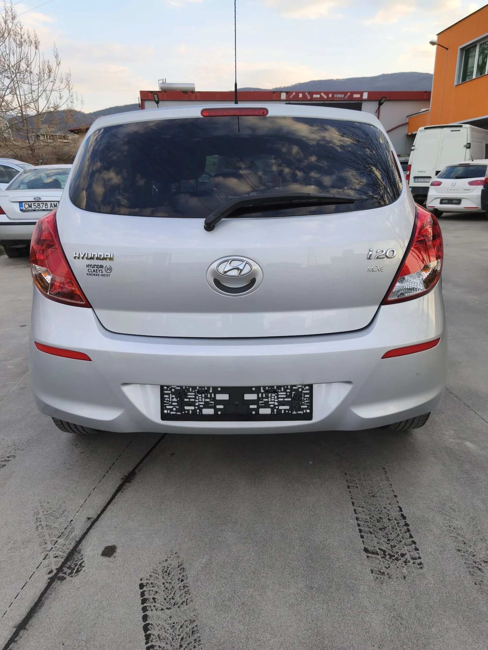 Hyundai I20 1.3 i., снимка 7 - Автомобили и джипове - 54334950